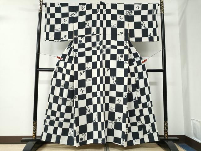 平和屋着物●上質な小紋　型染め　変わり市松　流水　枝花文　正絹　逸品　CABE2549yc