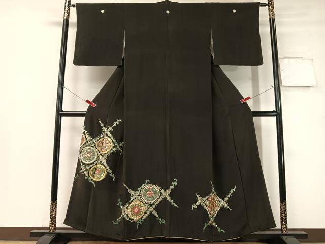 Rakuten - 平和屋着物▼豪華黒留袖 総刺繍 駒刺繍 更紗唐草丸文 金銀糸 正絹 逸品 CABF0737vp