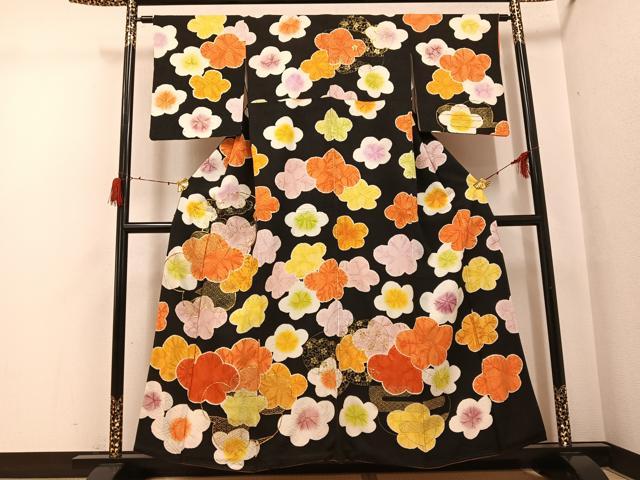 平和屋着物●訪問着　駒刺繍　梅　黒地　金彩　三越扱い　正絹　逸品　AABG9590ph