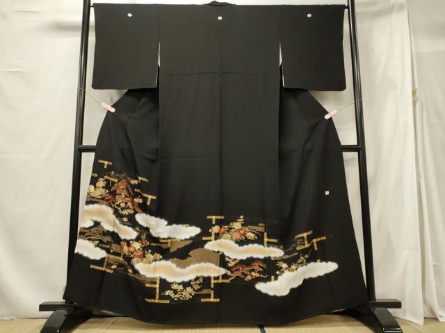 Rakuten - 平和屋着物■豪華黒留袖 作家物 駒刺繍 雲取り花松文 暈し染め 金彩 正絹 逸品 CABF5836oy