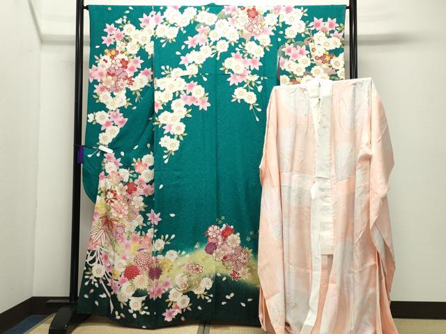 Rakuten - 平和屋着物●豪華振袖・長襦袢セット　駒刺繍　舞花文　暈し染め　金彩　銀通し地　半衿刺繍　正絹　逸品　CABD9086gh