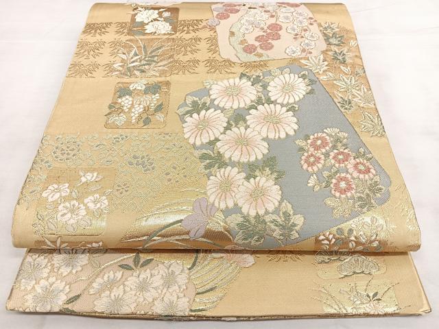 ■■■　サイズ　■■■ 長さ 432cm 幅 30.5cm程 ■■■　商品詳細　■■■ 【正絹】 詳細に関しましては、画像をご確認ください。 大変上質な逸品になります。 お安く出品致しますので、是非この機会にいかがでしょうか？ ※たれ先未かがりですが着用には問題ありません。 ■■■　注意事項　■■■ ■モニター発色の具合により色合いが異なる場合がございます。 ■寸法は多少の誤差が生じる場合がございますのでご了承ください。 ■縫込みの長さが左右非対称の場合は短い部分を記載しております。 左右非対称であってもご返品・お値引き等の保証は出来かねますので、ご了承の上ご購入をお願い致します。 ■シミ等のチェックには注意を払っておりますが、見落としがある場合もございますし、個人の見解も様々ですので神経質な方のご購入はお控えください。 ■箪笥に入っておりました着物や帯なので畳みシワや匂いがあるものもございます。 ■お休みは基本的に土日祝となりますが、その他臨時でお休みする場合がございますのでご了承ください。 ■商品の発送は平日のみの発送となります。 ■夜間と土曜、日曜日はお問い合わせの回答が遅れる場合がございます。 ■当店では、お直し、紋入れ、お手入れ等は承っておりません。 ■生地の状態（ヤケ、経年劣化等）によってはサイズ直しが出来ない場合がございます。 その点もどうかご了承のうえ、ご購入をお願いいたします。 ■弊社で取り扱う商品は一点ものにつき、時期や在庫状況に応じて金額が変更となる場合がございます。 ■検針は行っておりません。予めご了承いただきますようお願いいたします。 ■【洗える着物】と記載のある商品におきましては、商品お届け後に洗濯を行ってしまってからのご返品にはご対応しかねます。 念の為、専門店でのお手入れをお願いいたします。 ■着物のサイズ目安は下記を参考ください↓ ＜女性着物＞　お端折り次第で＋5cm　−1cmが着用可能サイズ 　例）身丈170cmの場合、身長160cm〜175cm ＜男性着物＞　身丈＋約25cm〜27cm程が適応身長 　例）身丈155cmの場合、身長180〜182cm