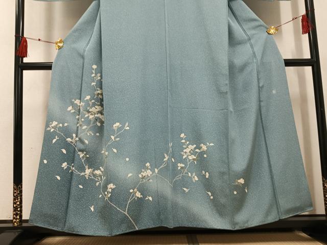 平和屋の平和屋着物●訪問着　友禅　作家物　枝花文　暈し染め　正絹　逸品　AABI3030ph｜アングル3