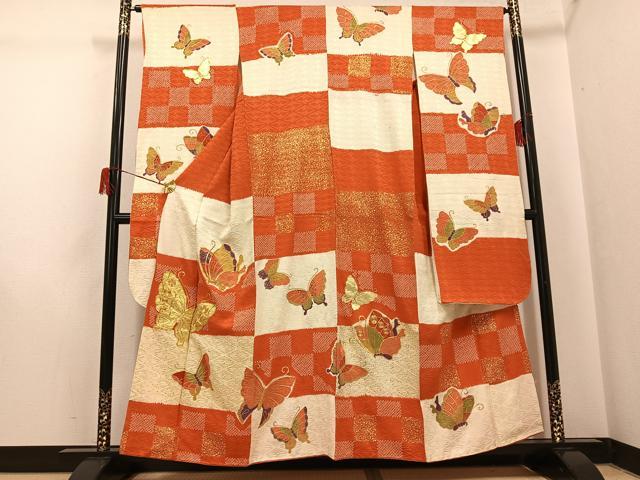 Full-Length Under-Kimono - 平和屋着物●豪華振袖　駒刺繍　絞り　舞蝶文　金彩　正絹　逸品　AABH6852ph