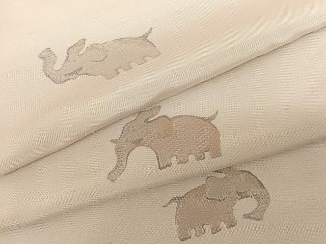 ■■■　サイズ　■■■ 身丈 170cm（肩から） 裄丈 69cm 袖丈 49cm　縫込み 5cm 袖幅 35cm 前幅 24cm 後幅 29cm 着物縫いこみ 内揚げ 3cm 裄 お袖側 約3cm　身頃側 約3cm ■■■　商品詳細　■■...