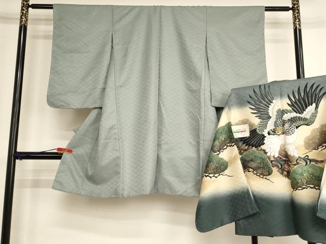 ■■■　サイズ　■■■ 【祝着】 身丈 98.5cm（肩から） 裄丈 53cm（肩上げ　0cm） 袖丈 55cm　縫込み 2cm 袖幅 29cm 前幅 18.5cm 後幅 24.5cm 着物縫いこみ 内揚げ 0cm （腰上げ　0cm） 裄 お袖側 約1.5cm　身頃側 約0cm 【羽織】 身丈 65cm（肩から） 裄丈 54cm（肩上げ　0cm） 袖丈 56.5cm　縫込み 1.5cm 袖幅 30.5cm 前幅 18.5cm 後幅 24cm （腰上げ　0cm） 裄 お袖側 約1cm　身頃側 約0cm ■■■　商品詳細　■■■ 着物【化繊・未使用】・羽織【化繊】いずれも 状態は特に目立ったシミ汚れなどもなく大変良い状態です。 お安く出品致しますので、是非この機会にいかがでしょうか？ ※若干たたみシワがございます。 ■■■　注意事項　■■■ ■モニター発色の具合により色合いが異なる場合がございます。 ■寸法は多少の誤差が生じる場合がございますのでご了承ください。 ■縫込みの長さが左右非対称の場合は短い部分を記載しております。 左右非対称であってもご返品・お値引き等の保証は出来かねますので、ご了承の上ご購入をお願い致します。 ■シミ等のチェックには注意を払っておりますが、見落としがある場合もございますし、個人の見解も様々ですので神経質な方のご購入はお控えください。 ■箪笥に入っておりました着物や帯なので畳みシワや匂いがあるものもございます。 ■お休みは基本的に土日祝となりますが、その他臨時でお休みする場合がございますのでご了承ください。 ■商品の発送は平日のみの発送となります。 ■夜間と土曜、日曜日はお問い合わせの回答が遅れる場合がございます。 ■当店では、お直し、紋入れ、お手入れ等は承っておりません。 ■生地の状態（ヤケ、経年劣化等）によってはサイズ直しが出来ない場合がございます。 その点もどうかご了承のうえ、ご購入をお願いいたします。 ■弊社で取り扱う商品は一点ものにつき、時期や在庫状況に応じて金額が変更となる場合がございます。 ■検針は行っておりません。予めご了承いただきますようお願いいたします。 ■【洗える着物】と記載のある商品におきましては、商品お届け後に洗濯を行ってしまってからのご返品にはご対応しかねます。 念の為、専門店でのお手入れをお願いいたします。 ■写真に写っている物が全てになります。それ以外の付属品はございませんのでご了承ください。 ■着物のサイズ目安は下記を参考ください↓ ＜女性着物＞　お端折り次第で＋5cm　－1cmが着用可能サイズ 　例）身丈170cmの場合、身長160cm～175cm ＜男性着物＞　身丈＋約25cm～27cm程が適応身長 　例）身丈155cmの場合、身長180～182cm