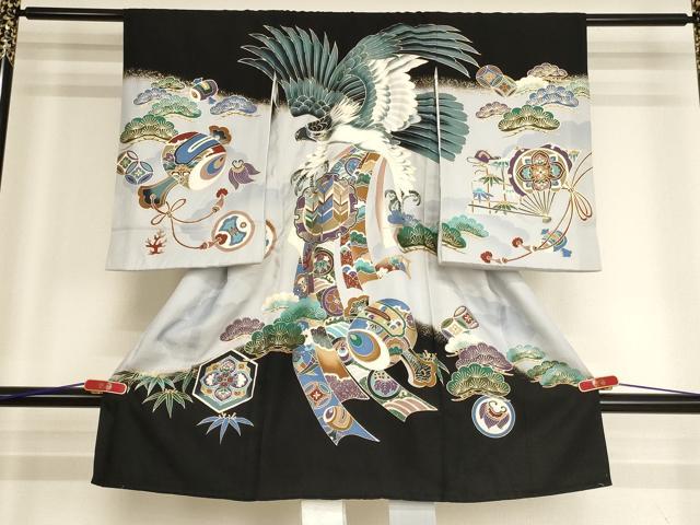 ■■■　サイズ　■■■ 【着物】 身丈 98cm（肩から） 裄丈 45cm 袖丈 55.5cm ■■■　商品詳細　■■■ 産着【正絹】の状態は特に目立ったシミ汚れなどもなく大変良い状態です。 長襦袢【化繊】の状態は接写画像のように胴裏に汚れがございますが その他表地は特に目立ったシミ汚れなどもなく大変良い状態です。 大変上質な逸品になります。 お安く出品致しますので、是非この機会にいかがでしょうか？ ※長襦袢は着物とセットになっております ■■■　注意事項　■■■ ■モニター発色の具合により色合いが異なる場合がございます。 ■寸法は多少の誤差が生じる場合がございますのでご了承ください。 ■縫込みの長さが左右非対称の場合は短い部分を記載しております。 左右非対称であってもご返品・お値引き等の保証は出来かねますので、ご了承の上ご購入をお願い致します。 ■シミ等のチェックには注意を払っておりますが、見落としがある場合もございますし、個人の見解も様々ですので神経質な方のご購入はお控えください。 ■箪笥に入っておりました着物や帯なので畳みシワや匂いがあるものもございます。 ■お休みは基本的に土日祝となりますが、その他臨時でお休みする場合がございますのでご了承ください。 ■商品の発送は平日のみの発送となります。 ■夜間と土曜、日曜日はお問い合わせの回答が遅れる場合がございます。 ■当店では、お直し、紋入れ、お手入れ等は承っておりません。 ■生地の状態（ヤケ、経年劣化等）によってはサイズ直しが出来ない場合がございます。 その点もどうかご了承のうえ、ご購入をお願いいたします。 ■弊社で取り扱う商品は一点ものにつき、時期や在庫状況に応じて金額が変更となる場合がございます。 ■検針は行っておりません。予めご了承いただきますようお願いいたします。 ■【洗える着物】と記載のある商品におきましては、商品お届け後に洗濯を行ってしまってからのご返品にはご対応しかねます。 念の為、専門店でのお手入れをお願いいたします。 ■写真に写っている物が全てになります。それ以外の付属品はございませんのでご了承ください。 ■着物のサイズ目安は下記を参考ください↓ ＜女性着物＞　お端折り次第で＋5cm　－1cmが着用可能サイズ 　例）身丈170cmの場合、身長160cm～175cm ＜男性着物＞　身丈＋約25cm～27cm程が適応身長 　例）身丈155cmの場合、身長180～182cm
