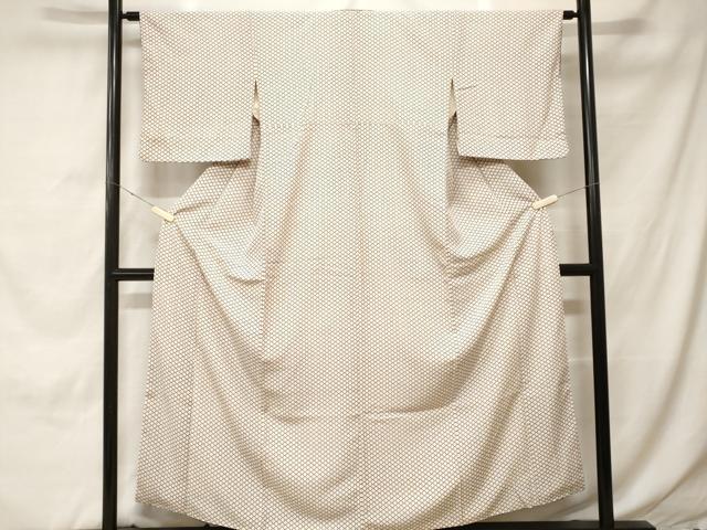 平和屋の平和屋着物■上質な小紋 松皮菱文 正絹 逸品 CABH0445ev｜アングル2