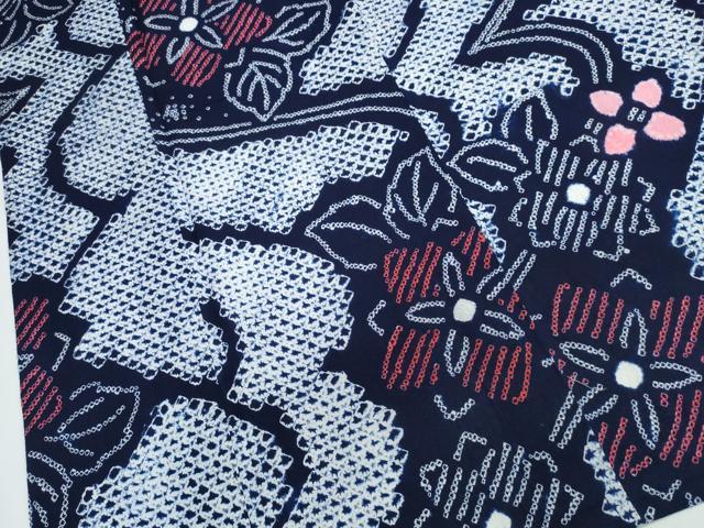 平和屋の平和屋着物∴夏物　浴衣　有松鳴海絞り　流水花文　綿　逸品　CABJ0184ng｜アングル3