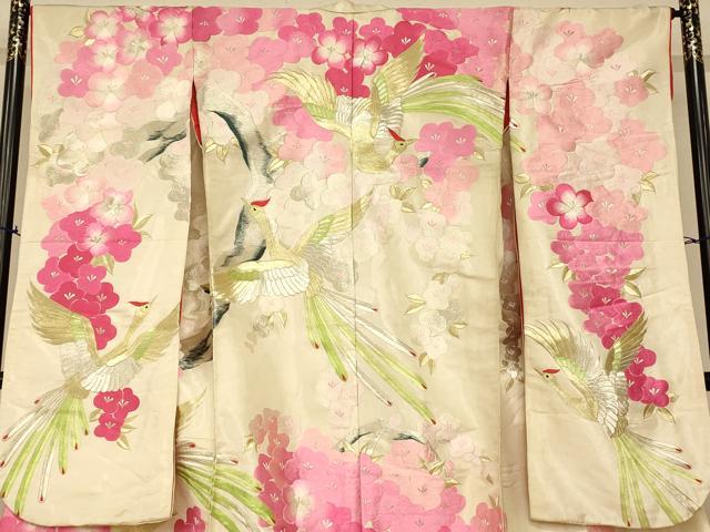 平和屋の平和屋本店●色打掛　和装　婚礼　結婚式　花嫁　神社挙式　総刺繍　鳳凰枝花文　金銀糸　銀通し地　逸品　AABJ2748fw｜アングル3