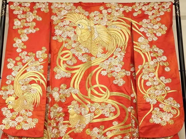 平和屋の平和屋本店●色打掛　和装　婚礼　結婚式　花嫁　神社挙式　総刺繍　花鳥文　金銀糸　逸品　AABJ2765fw｜アングル3
