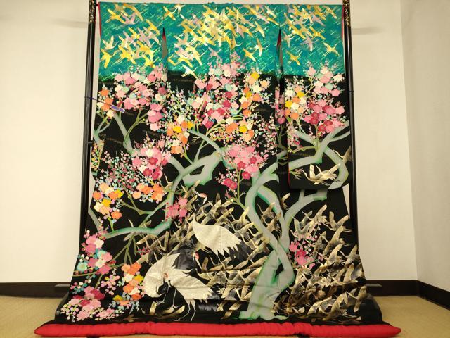 平和屋本店●本手描友禅作家　秋山章　色打掛　和装　婚礼　結婚式　花嫁　神社挙式　枝梅飛鶴文　黒地　金銀糸　金銀彩　逸品　AABJ277..
