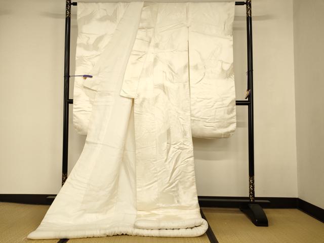 平和屋の平和屋本店●白打掛　白無垢　和装　婚礼　結婚式　花嫁　神社挙式　唐織　飛鶴文　逸品　AABJ2799fw｜アングル2