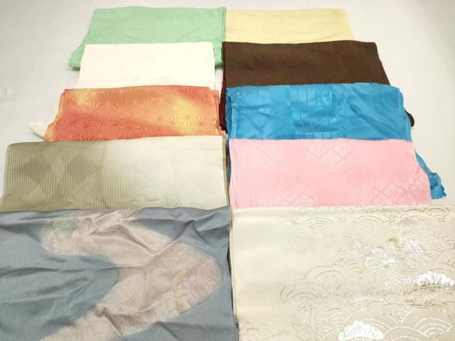 ■■■　商品詳細　■■■ 【正絹】 詳細に関しましては、 参考画像をご確認ください。 大変上質な逸品になります。 お安く出品致しますので、是非この機会にいかがでしょうか？ ■■■　注意事項　■■■ ■モニター発色の具合により色合いが異なる場合がございます。 ■寸法は多少の誤差が生じる場合がございますのでご了承ください。 ■縫込みの長さが左右非対称の場合は短い部分を記載しております。 左右非対称であってもご返品・お値引き等の保証は出来かねますので、ご了承の上ご購入をお願い致します。 ■シミ等のチェックには注意を払っておりますが、見落としがある場合もございますし、個人の見解も様々ですので神経質な方のご購入はお控えください。 ■箪笥に入っておりました着物や帯なので畳みシワや匂いがあるものもございます。 ■お休みは基本的に土日祝となりますが、その他臨時でお休みする場合がございますのでご了承ください。 ■商品の発送は平日のみの発送となります。 ■夜間と土曜、日曜日はお問い合わせの回答が遅れる場合がございます。 ■当店では、お直し、紋入れ、お手入れ等は承っておりません。 ■生地の状態（ヤケ、経年劣化等）によってはサイズ直しが出来ない場合がございます。 その点もどうかご了承のうえ、ご購入をお願いいたします。 ■弊社で取り扱う商品は一点ものにつき、時期や在庫状況に応じて金額が変更となる場合がございます。 ■検針は行っておりません。予めご了承いただきますようお願いいたします。 ■【洗える着物】と記載のある商品におきましては、商品お届け後に洗濯を行ってしまってからのご返品にはご対応しかねます。 念の為、専門店でのお手入れをお願いいたします。 ■写真に写っている物が全てになります。それ以外の付属品はございませんのでご了承ください。 ■状態に関する写真につきましては、掲載可能な写真枚数に限りがあるため、各箇所につき1枚参考画像を掲載しております。 ■着物のサイズ目安は下記を参考ください↓ ＜女性着物＞　お端折り次第で＋5cm　−1cmが着用可能サイズ 　例）身丈170cmの場合、身長160cm〜175cm ＜男性着物＞　身丈＋約25cm〜27cm程が適応身長 　例）身丈155cmの場合、身長180〜182cm
