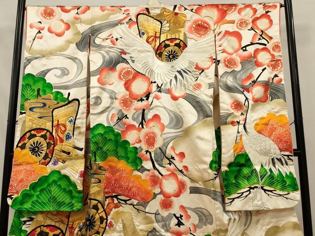 平和屋の平和屋本店●色打掛　和装　婚礼　結婚式　花嫁　神社挙式　駒刺繍　御所車飛鶴文　金銀糸　逸品　AABJ8258ou｜アングル3