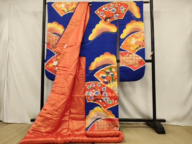 平和屋の平和屋本店●色打掛　和装　婚礼　結婚式　花嫁　神社挙式　駒刺繍　地紙梅松文　金銀糸　逸品　AABJ8262ou｜アングル2