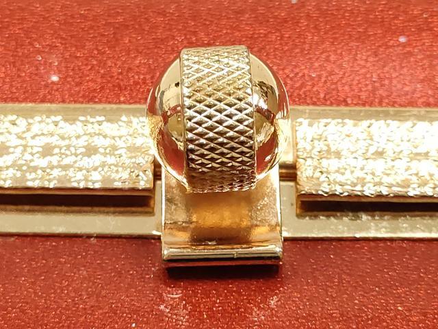 平和屋の平和屋着物▼和装小物 和装バッグ 振袖用 ハンドバッグ エナメル 草花文 金彩 暈し 逸品 AABJ8948ay｜アングル3