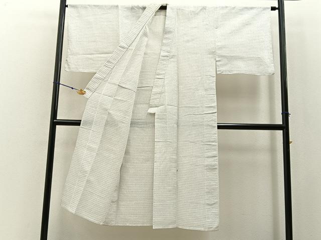 平和屋の平和屋着物∴夏物　男性　小紋・浴衣兼用　吉祥文　綿麻　逸品　BAAY3002hj｜アングル3