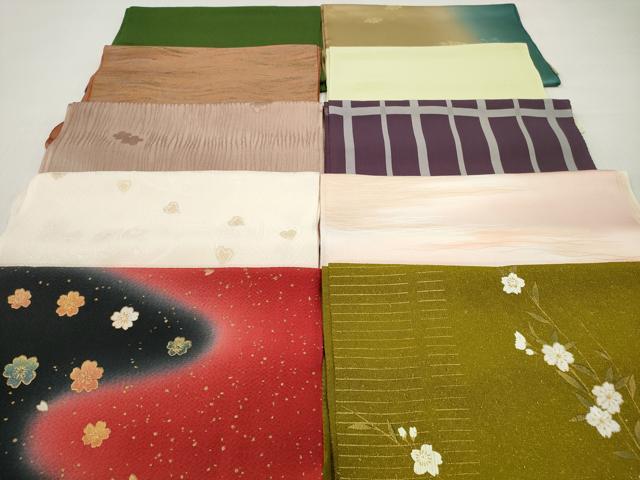 ■■■　商品詳細　■■■ 【正絹】 状態は特に目立ったシミ汚れなどもなく大変良い状態です。 大変上質な逸品になります。 お安く出品致しますので、是非この機会にいかがでしょうか？ ■■■　注意事項　■■■ ■モニター発色の具合により色合いが異なる場合がございます。 ■寸法は多少の誤差が生じる場合がございますのでご了承ください。 ■縫込みの長さが左右非対称の場合は短い部分を記載しております。 左右非対称であってもご返品・お値引き等の保証は出来かねますので、ご了承の上ご購入をお願い致します。 ■シミ等のチェックには注意を払っておりますが、見落としがある場合もございますし、個人の見解も様々ですので神経質な方のご購入はお控えください。 ■箪笥に入っておりました着物や帯なので畳みシワや匂いがあるものもございます。 ■お休みは基本的に土日祝となりますが、その他臨時でお休みする場合がございますのでご了承ください。 ■商品の発送は平日のみの発送となります。 ■夜間と土曜、日曜日はお問い合わせの回答が遅れる場合がございます。 ■当店では、お直し、紋入れ、お手入れ等は承っておりません。 ■生地の状態（ヤケ、経年劣化等）によってはサイズ直しが出来ない場合がございます。 その点もどうかご了承のうえ、ご購入をお願いいたします。 ■弊社で取り扱う商品は一点ものにつき、時期や在庫状況に応じて金額が変更となる場合がございます。 ■検針は行っておりません。予めご了承いただきますようお願いいたします。 ■【洗える着物】と記載のある商品におきましては、商品お届け後に洗濯を行ってしまってからのご返品にはご対応しかねます。 念の為、専門店でのお手入れをお願いいたします。 ■写真に写っている物が全てになります。それ以外の付属品はございませんのでご了承ください。 ■状態に関する写真につきましては、掲載可能な写真枚数に限りがあるため、各箇所につき1枚参考画像を掲載しております。 ■着物のサイズ目安は下記を参考ください↓ ＜女性着物＞　お端折り次第で＋5cm　－1cmが着用可能サイズ 　例）身丈170cmの場合、身長160cm～175cm ＜男性着物＞　身丈＋約25cm～27cm程が適応身長 　例）身丈155cmの場合、身長180～182cm