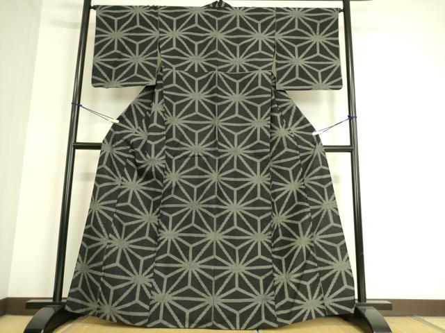 Full-Length Under-Kimono - 平和屋着物▽上質な紬　単衣　麻の葉文　黒地　正絹　逸品　DAAS0909az