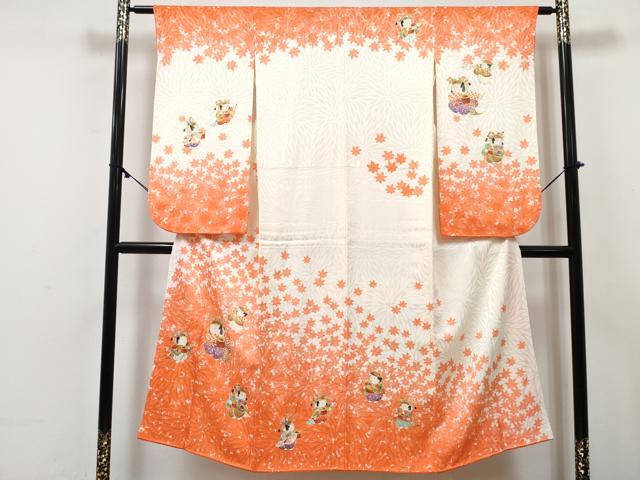 ■■■　サイズ　■■■ 【祝着】 身丈 143cm（肩から） 裄丈 60.5cm（肩上げ　0cm） 袖丈 73.5cm　縫込み 4.5cm 袖幅 31.5cm 前幅 21.5cm 後幅 27cm 着物縫いこみ 内揚げ 0cm （腰上げ　0cm） 裄 お袖側 約4cm　身頃側 約4cm ■■■　商品詳細　■■■ 着物【正絹】の 状態は接写画像のように表地所々・胴裏に薄い汚れがございます。 大変上質な逸品になりますので ぜひお手入れをされてお召しになられてはいかがでしょうか。 お安く出品致しますので、是非この機会にいかがでしょうか？ ※肩上げと腰上げがされておりません。 ■■■　注意事項　■■■ ■モニター発色の具合により色合いが異なる場合がございます。 ■寸法は多少の誤差が生じる場合がございますのでご了承ください。 ■縫込みの長さが左右非対称の場合は短い部分を記載しております。 左右非対称であってもご返品・お値引き等の保証は出来かねますので、ご了承の上ご購入をお願い致します。 ■シミ等のチェックには注意を払っておりますが、見落としがある場合もございますし、個人の見解も様々ですので神経質な方のご購入はお控えください。 ■箪笥に入っておりました着物や帯なので畳みシワや匂いがあるものもございます。 ■お休みは基本的に土日祝となりますが、その他臨時でお休みする場合がございますのでご了承ください。 ■商品の発送は平日のみの発送となります。 ■夜間と土曜、日曜日はお問い合わせの回答が遅れる場合がございます。 ■当店では、お直し、紋入れ、お手入れ等は承っておりません。 ■生地の状態（ヤケ、経年劣化等）によってはサイズ直しが出来ない場合がございます。 その点もどうかご了承のうえ、ご購入をお願いいたします。 ■弊社で取り扱う商品は一点ものにつき、時期や在庫状況に応じて金額が変更となる場合がございます。 ■検針は行っておりません。予めご了承いただきますようお願いいたします。 ■【洗える着物】と記載のある商品におきましては、商品お届け後に洗濯を行ってしまってからのご返品にはご対応しかねます。 念の為、専門店でのお手入れをお願いいたします。 ■写真に写っている物が全てになります。それ以外の付属品はございませんのでご了承ください。 ■状態に関する写真につきましては、掲載可能な写真枚数に限りがあるため、各箇所につき1枚参考画像を掲載しております。 ■着物のサイズ目安は下記を参考ください↓ ＜女性着物＞　お端折り次第で＋5cm　－1cmが着用可能サイズ 　例）身丈170cmの場合、身長160cm～175cm ＜男性着物＞　身丈＋約25cm～27cm程が適応身長 　例）身丈155cmの場合、身長180～182cm