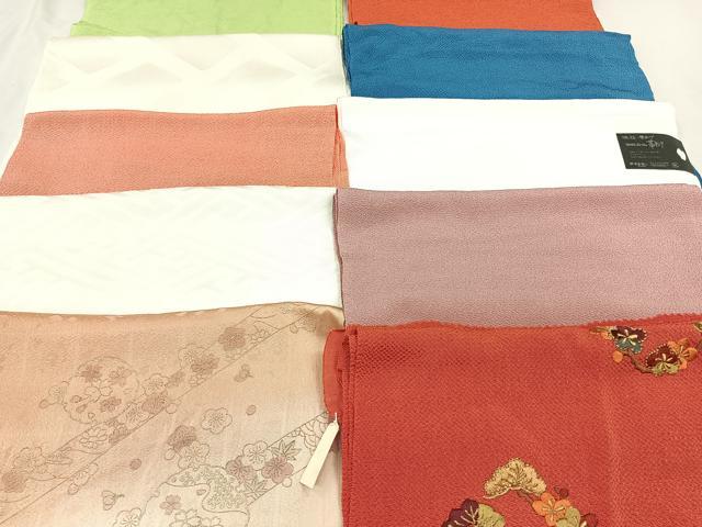 ■■■　商品詳細　■■■ 【正絹】 状態は特に目立ったシミ汚れなどもなく大変良い状態です。 大変上質な極上の逸品になります。 お安く出品致しますので、 ■■■　注意事項　■■■ ■モニター発色の具合により色合いが異なる場合がございます。 ■寸法は多少の誤差が生じる場合がございますのでご了承ください。 ■縫込みの長さが左右非対称の場合は短い部分を記載しております。 左右非対称であってもご返品・お値引き等の保証は出来かねますので、ご了承の上ご購入をお願い致します。 ■シミ等のチェックには注意を払っておりますが、見落としがある場合もございますし、個人の見解も様々ですので神経質な方のご購入はお控えください。 ■箪笥に入っておりました着物や帯なので畳みシワや匂いがあるものもございます。 ■お休みは基本的に土日祝となりますが、その他臨時でお休みする場合がございますのでご了承ください。 ■商品の発送は平日のみの発送となります。 ■夜間と土曜、日曜日はお問い合わせの回答が遅れる場合がございます。 ■当店では、お直し、紋入れ、お手入れ等は承っておりません。 ■生地の状態（ヤケ、経年劣化等）によってはサイズ直しが出来ない場合がございます。 その点もどうかご了承のうえ、ご購入をお願いいたします。 ■弊社で取り扱う商品は一点ものにつき、時期や在庫状況に応じて金額が変更となる場合がございます。 ■検針は行っておりません。予めご了承いただきますようお願いいたします。 ■【洗える着物】と記載のある商品におきましては、商品お届け後に洗濯を行ってしまってからのご返品にはご対応しかねます。 念の為、専門店でのお手入れをお願いいたします。 ■着物のサイズ目安は下記を参考ください↓ ＜女性着物＞　お端折り次第で＋5cm　−1cmが着用可能サイズ 　例）身丈170cmの場合、身長160cm〜175cm ＜男性着物＞　身丈＋約25cm〜27cm程が適応身長 　例）身丈155cmの場合、身長180〜182cm