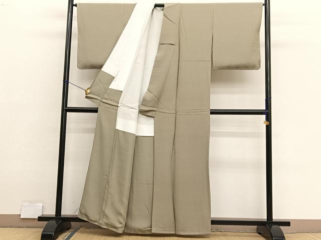 平和屋の平和屋着物●上質な色無地　作家物　幻の染　岩石染　榛色　正絹　逸品　未使用　BAAX2858hv｜アングル3