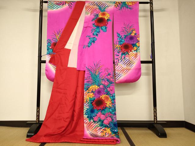 平和屋の平和屋本店●お引きずり・お引き摺り・引き振袖　和装　結婚式　舞妓　芸妓　芸者　衣装　流水草花文　暈し染め　金銀彩　AABJ2718fw｜アングル2
