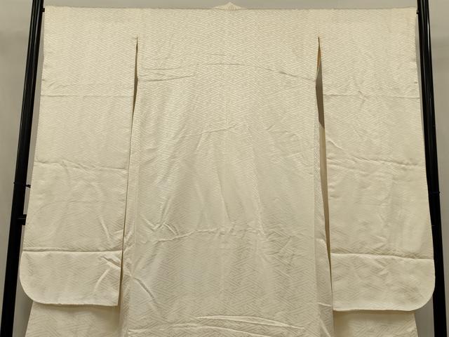 平和屋の平和屋本店●掛下　打掛　和装　婚礼　花嫁　結婚式　神社挙式　紗綾形文　逸品　AABJ8279ou｜アングル3