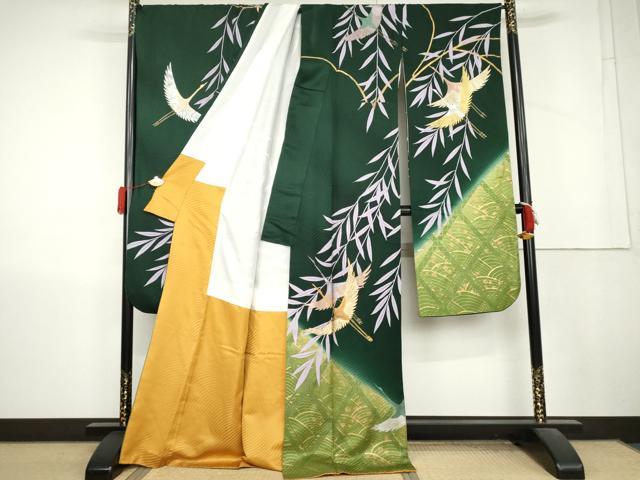 平和屋の平和屋着物●豪華振袖　駒刺繍　枝垂れ柳飛鶴文　暈し染め　金銀彩　正絹　逸品　AABL1185cs｜アングル2