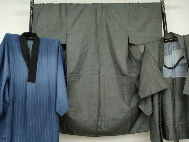 ■■■　サイズ　■■■ 【着物】 身丈 142.5cm（肩から） 裄丈 71cm 袖丈 49cm　縫込み 3cm 袖幅 36cm 前幅 25cm 後幅 32cm 着物縫いこみ 内揚げ 7.5cm 裄 お袖側 約2.5cm　身頃側 約3cm 【羽織】 身丈 90cm（肩から） 裄丈 72cm 袖丈 49cm　縫込み 3.5cm 袖幅 37cm 前幅 20cm 後幅 31cm 裄 お袖側 約1.5cm　身頃側 約3cm 【長襦袢】 身丈 136.5cm（肩から） 裄丈 68cm 袖丈 47.5cm　縫込み 6cm 袖幅 34cm 前幅 30.5cm 後幅 34cm 裄 お袖側 約1.5cm　身頃側 約1cm ■■■　商品詳細　■■■ 【正絹・未使用】 長襦袢の状態は接写画像のように身八つ口に薄い汚れがございますがその他特に目立ったシミ汚れなどもなく大変良い状態です。 大変上質な逸品になります。 お安く出品致しますので、是非この機会にいかがでしょうか？ ■■■　注意事項　■■■ ■モニター発色の具合により色合いが異なる場合がございます。 ■寸法は多少の誤差が生じる場合がございますのでご了承ください。 ■縫込みの長さが左右非対称の場合は短い部分を記載しております。 左右非対称であってもご返品・お値引き等の保証は出来かねますので、ご了承の上ご購入をお願い致します。 ■シミ等のチェックには注意を払っておりますが、見落としがある場合もございますし、個人の見解も様々ですので神経質な方のご購入はお控えください。 ■箪笥に入っておりました着物や帯なので畳みシワや匂いがあるものもございます。 ■お休みは基本的に土日祝となりますが、その他臨時でお休みする場合がございますのでご了承ください。 ■商品の発送は平日のみの発送となります。 ■夜間と土曜、日曜日はお問い合わせの回答が遅れる場合がございます。 ■当店では、お直し、紋入れ、お手入れ等は承っておりません。 ■生地の状態（ヤケ、経年劣化等）によってはサイズ直しが出来ない場合がございます。 その点もどうかご了承のうえ、ご購入をお願いいたします。 ■弊社で取り扱う商品は一点ものにつき、時期や在庫状況に応じて金額が変更となる場合がございます。 ■検針は行っておりません。予めご了承いただきますようお願いいたします。 ■【洗える着物】と記載のある商品におきましては、商品お届け後に洗濯を行ってしまってからのご返品にはご対応しかねます。 念の為、専門店でのお手入れをお願いいたします。 ■写真に写っている物が全てになります。それ以外の付属品はございませんのでご了承ください。 ■状態に関する写真につきましては、掲載可能な写真枚数に限りがあるため、各箇所につき1枚参考画像を掲載しております。 ■着物のサイズ目安は下記を参考ください↓ ＜女性着物＞　お端折り次第で＋5cm　−1cmが着用可能サイズ 　例）身丈170cmの場合、身長160cm〜175cm ＜男性着物＞　身丈＋約25cm〜27cm程が適応身長 　例）身丈155cmの場合、身長180〜182cm