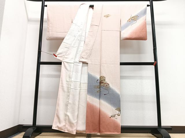 平和屋の平和屋着物■訪問着　貝桶花文　暈し染め　金彩　正絹　逸品　CABJ8361xe｜アングル2