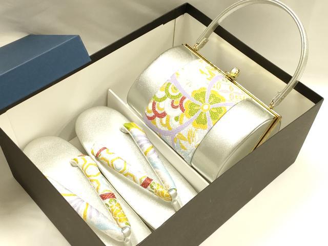 平和屋着物●和装小物　和装バッグ・草履セット　振袖用　ハンドバッグ　花柄　銀糸　帯地使用　逸品　AABJ7341ay