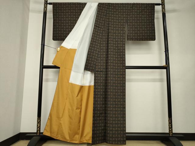 平和屋の平和屋着物●本場縞大島紬　瓢箪　正絹　逸品　AABL2108ck｜アングル3