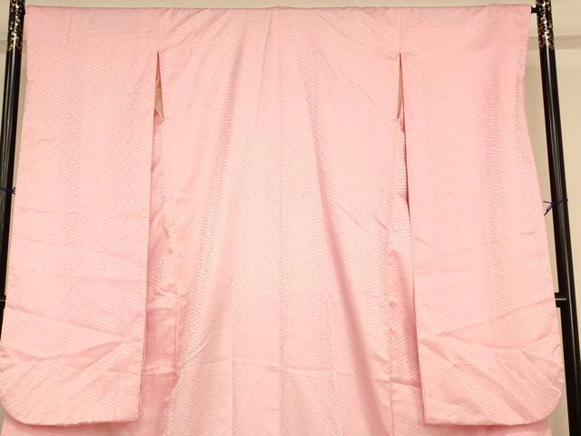 平和屋の平和屋本店●掛下　打掛　和装　婚礼　花嫁　結婚式　神社挙式　紗綾形地紋　珊瑚色　逸品　AABK8316fw｜アングル3
