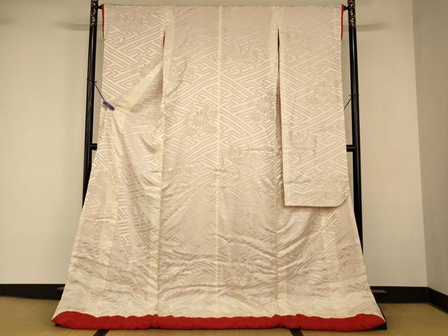 平和屋本店●掛下　和装　婚礼　結婚式　花嫁　神社挙式　草花紗綾形地紋　逸品　AABK8331fw