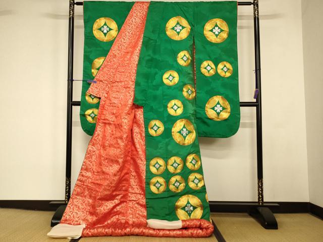 平和屋の平和屋本店●色打掛　和装　婚礼　結婚式　花嫁　神社挙式　駒刺繍　七宝花文　金銀糸　逸品　AABK8342fw｜アングル2