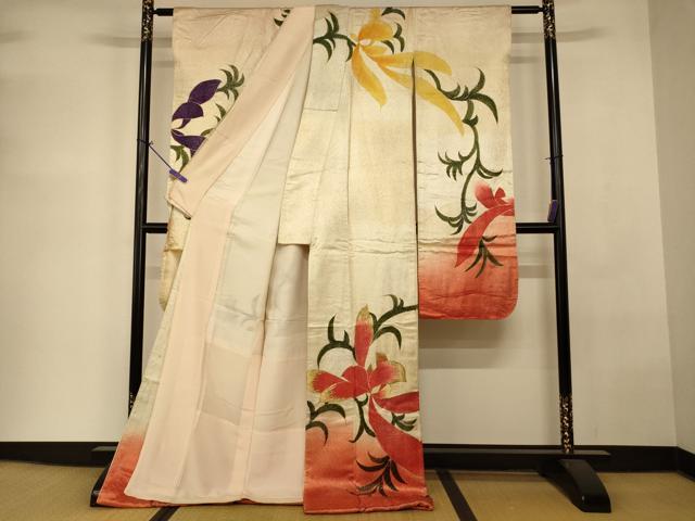 平和屋の平和屋本店●お引きずり・お引き摺り・引き振袖 和装 結婚式 舞妓 芸妓 芸者 手描き 刺繍 枝花文 暈し染め 金彩 金銀糸 逸品 AABK8349fw｜アングル2