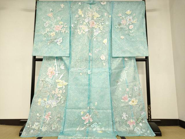 ■■■　サイズ　■■■ 身丈 179cm（肩から） 裄丈 70cm 袖丈 76cm 縫込み 1cm 袖幅 42cm 前幅 23cm 後幅 30cm 着物縫いこみ 内揚げ 0cm 裄 お袖側 約1cm　身頃側 約0cm ■■■　商品詳細　■■■ 【化繊・バチ衿】 状態は特に目立ったシミ汚れなどもなく大変良い状態です。 大変上質な逸品になります。 お安く出品致しますので、是非この機会にいかがでしょうか？ ※表地に夏生地を使用しています。 ■■■　注意事項　■■■ ■モニター発色の具合により色合いが異なる場合がございます。 ■寸法は多少の誤差が生じる場合がございますのでご了承ください。 ■縫込みの長さが左右非対称の場合は短い部分を記載しております。 左右非対称であってもご返品・お値引き等の保証は出来かねますので、ご了承の上ご購入をお願い致します。 ■シミ等のチェックには注意を払っておりますが、見落としがある場合もございますし、個人の見解も様々ですので神経質な方のご購入はお控えください。 ■箪笥に入っておりました着物や帯なので畳みシワや匂いがあるものもございます。 ■お休みは基本的に土日祝となりますが、その他臨時でお休みする場合がございますのでご了承ください。 ■商品の発送は平日のみの発送となります。 ■夜間と土曜、日曜日はお問い合わせの回答が遅れる場合がございます。 ■当店では、お直し、紋入れ、お手入れ等は承っておりません。 ■生地の状態（ヤケ、経年劣化等）によってはサイズ直しが出来ない場合がございます。 その点もどうかご了承のうえ、ご購入をお願いいたします。 ■弊社で取り扱う商品は一点ものにつき、時期や在庫状況に応じて金額が変更となる場合がございます。 ■検針は行っておりません。予めご了承いただきますようお願いいたします。 ■【洗える着物】と記載のある商品におきましては、商品お届け後に洗濯を行ってしまってからのご返品にはご対応しかねます。 念の為、専門店でのお手入れをお願いいたします。 ■写真に写っている物が全てになります。それ以外の付属品はございませんのでご了承ください。 ■状態に関する写真につきましては、掲載可能な写真枚数に限りがあるため、各箇所につき1枚参考画像を掲載しております。 ■着物のサイズ目安は下記を参考ください↓ ＜女性着物＞　お端折り次第で＋5cm　−1cmが着用可能サイズ 　例）身丈170cmの場合、身長160cm〜175cm ＜男性着物＞　身丈＋約25cm〜27cm程が適応身長 　例）身丈155cmの場合、身長180〜182cm