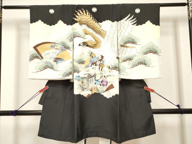 ■■■　サイズ　■■■ 【産着】 身丈 97cm（肩から） 裄丈 47cm 袖丈 56cm ■■■　商品詳細　■■■ 産着【着物：正絹・襦袢：化繊・五つ紋】 状態は接写画像のように襦袢裏地・紐に薄い汚れがございますがその他表地は特に目立ったシミ汚れなどもなく大変良い状態です。 気にならない方であればそのままお召しになれるかと思います。 大変上質な逸品になります。 お安く出品致しますので、是非この機会にいかがでしょうか？ ■■■　注意事項　■■■ ■モニター発色の具合により色合いが異なる場合がございます。 ■寸法は多少の誤差が生じる場合がございますのでご了承ください。 ■縫込みの長さが左右非対称の場合は短い部分を記載しております。 左右非対称であってもご返品・お値引き等の保証は出来かねますので、ご了承の上ご購入をお願い致します。 ■シミ等のチェックには注意を払っておりますが、見落としがある場合もございますし、個人の見解も様々ですので神経質な方のご購入はお控えください。 ■汚れやシミの種類につきましては、専門ではない為、正確な判別が難しく商品説明では種類を特定せず、汚れやシミと記載させております。 恐れ入りますが、ご了承くださいますようお願い申し上げます。 ■箪笥に入っておりました着物や帯なので畳みシワや匂いがあるものもございます。 ■お休みは基本的に土日祝となりますが、その他臨時でお休みする場合がございますのでご了承ください。 ■商品の発送は平日のみの発送となります。 ■夜間と土曜、日曜日はお問い合わせの回答が遅れる場合がございます。 ■当店では、お直し、紋入れ、お手入れ等は承っておりません。 ■生地の状態（ヤケ、経年劣化等）によってはサイズ直しが出来ない場合がございます。 その点もどうかご了承のうえ、ご購入をお願いいたします。 ■弊社で取り扱う商品は一点ものにつき、時期や在庫状況に応じて金額が変更となる場合がございます。 ■検針は行っておりません。予めご了承いただきますようお願いいたします。 ■【洗える着物】と記載のある商品におきましては、商品お届け後に洗濯を行ってしまってからのご返品にはご対応しかねます。 念の為、専門店でのお手入れをお願いいたします。 ■写真に写っている物が全てになります。それ以外の付属品はございませんのでご了承ください。 ■状態に関する写真につきましては、掲載可能な写真枚数に限りがあるため、各箇所につき1枚参考画像を掲載しております。 ■着物のサイズ目安は下記を参考ください↓ ＜女性着物＞　お端折り次第で＋5cm　−1cmが着用可能サイズ 　例）身丈170cmの場合、身長160cm〜175cm ＜男性着物＞　身丈＋約25cm〜27cm程が適応身長 　例）身丈155cmの場合、身長180〜182cm