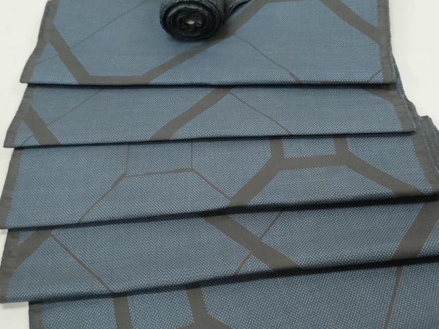 平和屋着物▼本場大島紬　反物　着尺　7マルキ　幾何学文様　逸品　未使用　DAAW6237we
