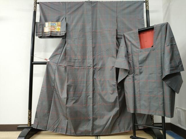 平和屋着物●本場縞大島紬・道行コートセット　泥染め　格子柄　川野織物謹製　証紙付き　正絹　逸品　未使用　CAAW8665yc