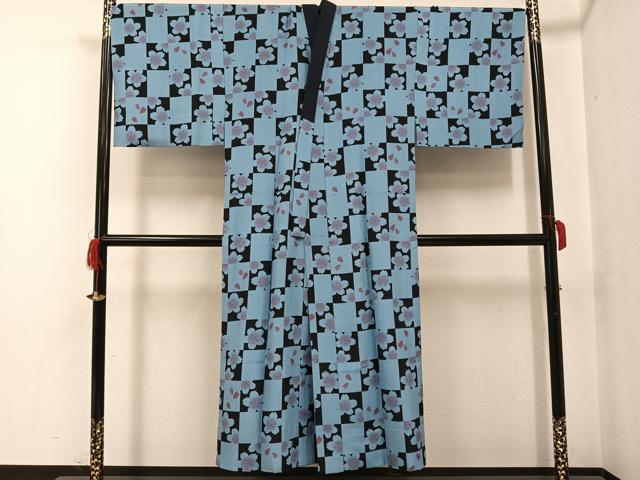 平和屋着物●男性　長襦袢　無双仕立て　市松桜文　正絹　逸品　AABF8800ph