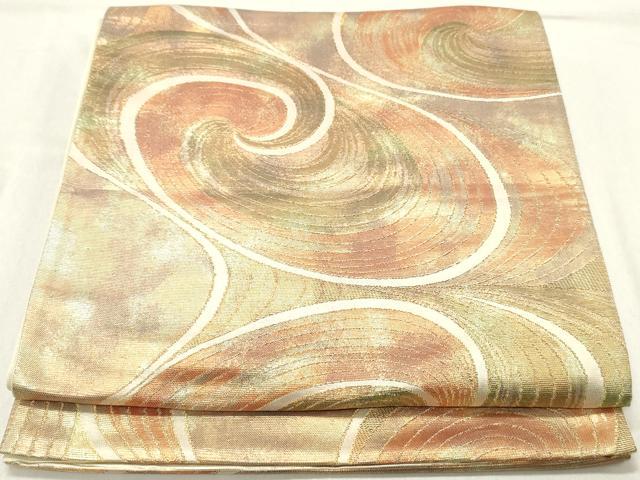 ■■■　サイズ　■■■ 長さ 420cm 幅 30cm程 ■■■　商品詳細　■■■ 【正絹・芯なし】 詳細に関しましては、画像をご確認ください。 大変上質な逸品になります。 お安く出品致しますので、是非この機会にいかがでしょうか？ ※手先未かがりですが着用には問題ありません。 ■■■　注意事項　■■■ ■モニター発色の具合により色合いが異なる場合がございます。 ■寸法は多少の誤差が生じる場合がございますのでご了承ください。 ■縫込みの長さが左右非対称の場合は短い部分を記載しております。 左右非対称であってもご返品・お値引き等の保証は出来かねますので、ご了承の上ご購入をお願い致します。 ■シミ等のチェックには注意を払っておりますが、見落としがある場合もございますし、個人の見解も様々ですので神経質な方のご購入はお控えください。 ■箪笥に入っておりました着物や帯なので畳みシワや匂いがあるものもございます。 ■お休みは基本的に土日祝となりますが、その他臨時でお休みする場合がございますのでご了承ください。 ■商品の発送は平日のみの発送となります。 ■夜間と土曜、日曜日はお問い合わせの回答が遅れる場合がございます。 ■当店では、お直し、紋入れ、お手入れ等は承っておりません。 ■生地の状態（ヤケ、経年劣化等）によってはサイズ直しが出来ない場合がございます。 その点もどうかご了承のうえ、ご購入をお願いいたします。 ■弊社で取り扱う商品は一点ものにつき、時期や在庫状況に応じて金額が変更となる場合がございます。 ■検針は行っておりません。予めご了承いただきますようお願いいたします。 ■【洗える着物】と記載のある商品におきましては、商品お届け後に洗濯を行ってしまってからのご返品にはご対応しかねます。 念の為、専門店でのお手入れをお願いいたします。 ■着物のサイズ目安は下記を参考ください↓ ＜女性着物＞　お端折り次第で＋5cm　−1cmが着用可能サイズ 　例）身丈170cmの場合、身長160cm〜175cm ＜男性着物＞　身丈＋約25cm〜27cm程が適応身長 　例）身丈155cmの場合、身長180〜182cm