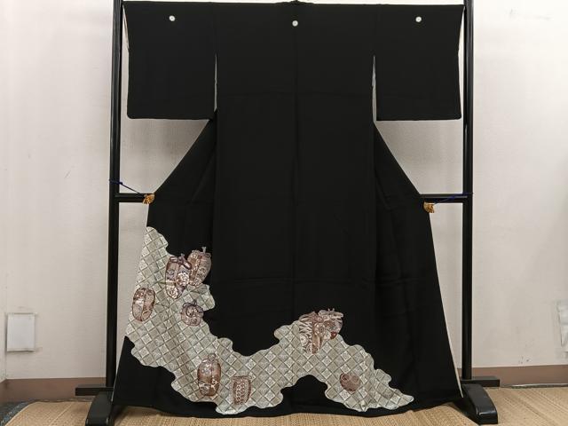 妇女和服 - 平和屋着物■豪華黒留袖 刺繍 陶器花文 正絹 逸品 BAAV8357mz