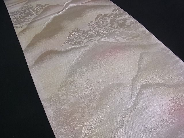 平和屋の平和屋着物■六通柄袋帯 遠山樹林文 銀糸 逸品 n-mz3093｜アングル2