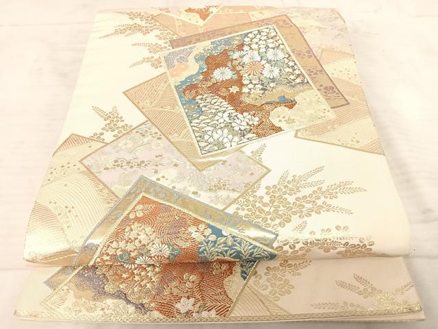 ■■■　サイズ　■■■ 長さ 422cm 幅 30.5cm程 ■■■　商品詳細　■■■ 【正絹・関西仕立て】 詳細に関しましては、画像をご確認ください。 大変上質な逸品になります。 お安く出品致しますので、是非この機会にいかがでしょうか？ ※汚れ等に関しましては、着用時には見えない部分になるかと思いますのであまり気にならずお召になれるかと思います。 ■■■　注意事項　■■■ ■モニター発色の具合により色合いが異なる場合がございます。 ■寸法は多少の誤差が生じる場合がございますのでご了承ください。 ■縫込みの長さが左右非対称の場合は短い部分を記載しております。 左右非対称であってもご返品・お値引き等の保証は出来かねますので、ご了承の上ご購入をお願い致します。 ■シミ等のチェックには注意を払っておりますが、見落としがある場合もございますし、個人の見解も様々ですので神経質な方のご購入はお控えください。 ■箪笥に入っておりました着物や帯なので畳みシワや匂いがあるものもございます。 ■お休みは基本的に土日祝となりますが、その他臨時でお休みする場合がございますのでご了承ください。 ■商品の発送は平日のみの発送となります。 ■夜間と土曜、日曜日はお問い合わせの回答が遅れる場合がございます。 ■当店では、お直し、紋入れ、お手入れ等は承っておりません。 ■生地の状態（ヤケ、経年劣化等）によってはサイズ直しが出来ない場合がございます。 その点もどうかご了承のうえ、ご購入をお願いいたします。 ■弊社で取り扱う商品は一点ものにつき、時期や在庫状況に応じて金額が変更となる場合がございます。 ■検針は行っておりません。予めご了承いただきますようお願いいたします。 ■【洗える着物】と記載のある商品におきましては、商品お届け後に洗濯を行ってしまってからのご返品にはご対応しかねます。 念の為、専門店でのお手入れをお願いいたします。 ■着物のサイズ目安は下記を参考ください↓ ＜女性着物＞　お端折り次第で＋5cm　−1cmが着用可能サイズ 　例）身丈170cmの場合、身長160cm〜175cm ＜男性着物＞　身丈＋約25cm〜27cm程が適応身長 　例）身丈155cmの場合、身長180〜182cm