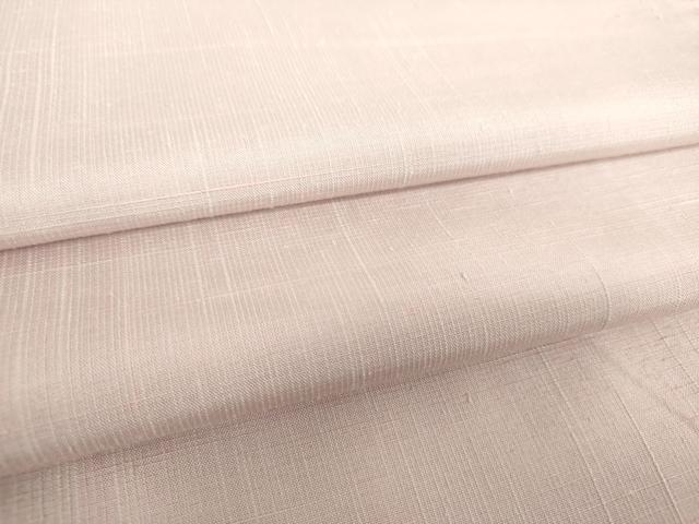 ■■■　サイズ　■■■ 身丈 157.5cm（肩から） 裄丈 67cm 袖丈 49.5cm　縫込み 3cm 袖幅 34cm 前幅 22.5cm 後幅 30cm 着物縫いこみ 内揚げ 3.5cm 裄 お袖側 約3cm　身頃側 約4cm ■■■　商品詳細　■■■ 【正絹】 状態は接写画像のように後身頃に若干の薄い汚れがございますが その他特に目立ったシミ汚れなどもなく大変良い状態です。 大変上質な逸品になります。 お安く出品致しますので、是非この機会にいかがでしょうか？ ■■■　注意事項　■■■ ■モニター発色の具合により色合いが異なる場合がございます。 ■寸法は多少の誤差が生じる場合がございますのでご了承ください。 ■シミ等のチェックには注意を払っておりますが、見落としがある場合もございますし、個人の見解も様々ですので神経質な方のご購入はお控えください。 ■箪笥に入っておりました着物や帯なので畳みシワや匂いがあるものもございます。 ■お休みは基本的に土日祝となりますが、その他臨時でお休みする場合がございますのでご了承ください。 ■商品の発送は平日のみの発送となります。 ■夜間と土曜、日曜日はお問い合わせの回答が遅れる場合がございます。 ■当店では、お直し、紋入れ、お手入れ等は承っておりません。 ■生地の状態（ヤケ、経年劣化等）によってはサイズ直しが出来ない場合がございます。 その点もどうかご了承のうえ、ご購入をお願いいたします。 ■着物のサイズ目安は下記を参考ください↓ ＜女性着物＞　身長-10cm+5cmが着用可能サイズ(お端折り次第) 　例）身長160cmの方→着物身丈150cm〜165cm ＜男性着物＞　身長-27cm ±5cmが着用可能サイズ 　例）身長170cmの方→着物身丈138cm〜148cm