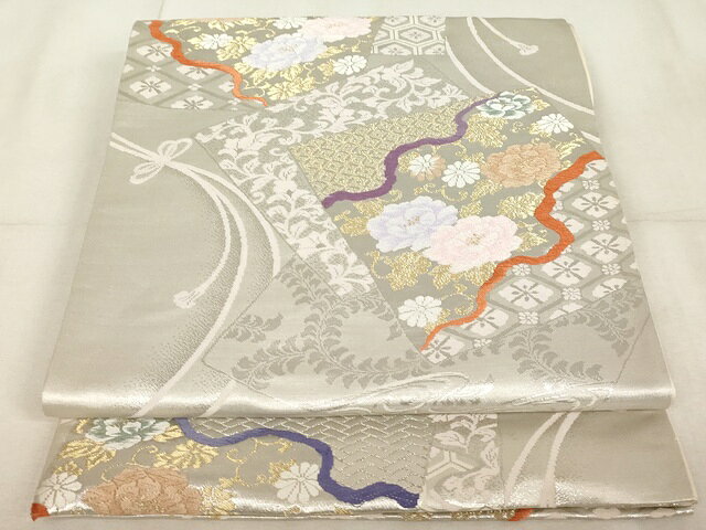 ■■■　サイズ　■■■ 長さ 424cm 幅 31cm程 ■■■　商品詳細　■■■ 【正絹・芯なし】 詳細に関しましては、画像をご確認ください。 大変上質な逸品になります。 お安く出品致しますので、是非この機会にいかがでしょうか？ ■■■　注意事項　■■■ ■モニター発色の具合により色合いが異なる場合がございます。 ■寸法は多少の誤差が生じる場合がございますのでご了承ください。 ■縫込みの長さが左右非対称の場合は短い部分を記載しております。 左右非対称であってもご返品・お値引き等の保証は出来かねますので、ご了承の上ご購入をお願い致します。 ■シミ等のチェックには注意を払っておりますが、見落としがある場合もございますし、個人の見解も様々ですので神経質な方のご購入はお控えください。 ■箪笥に入っておりました着物や帯なので畳みシワや匂いがあるものもございます。 ■お休みは基本的に土日祝となりますが、その他臨時でお休みする場合がございますのでご了承ください。 ■商品の発送は平日のみの発送となります。 ■夜間と土曜、日曜日はお問い合わせの回答が遅れる場合がございます。 ■当店では、お直し、紋入れ、お手入れ等は承っておりません。 ■生地の状態（ヤケ、経年劣化等）によってはサイズ直しが出来ない場合がございます。 その点もどうかご了承のうえ、ご購入をお願いいたします。 ■弊社で取り扱う商品は一点ものにつき、時期や在庫状況に応じて金額が変更となる場合がございます。 ■検針は行っておりません。予めご了承いただきますようお願いいたします。 ■【洗える着物】と記載のある商品におきましては、商品お届け後に洗濯を行ってしまってからのご返品にはご対応しかねます。 念の為、専門店でのお手入れをお願いいたします。 ■着物のサイズ目安は下記を参考ください↓ ＜女性着物＞　お端折り次第で＋5cm　−1cmが着用可能サイズ 　例）身丈170cmの場合、身長160cm〜175cm ＜男性着物＞　身丈＋約25cm〜27cm程が適応身長 　例）身丈155cmの場合、身長180〜182cm