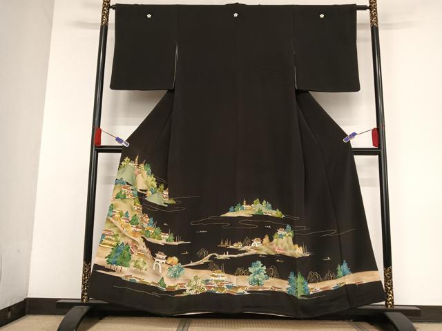 平和屋着物●創業130年　江戸染繍友禅　大彦　黒留袖　刺繍　松坂屋染織名作展　金糸　金彩　正絹　逸品　AAAU0076np